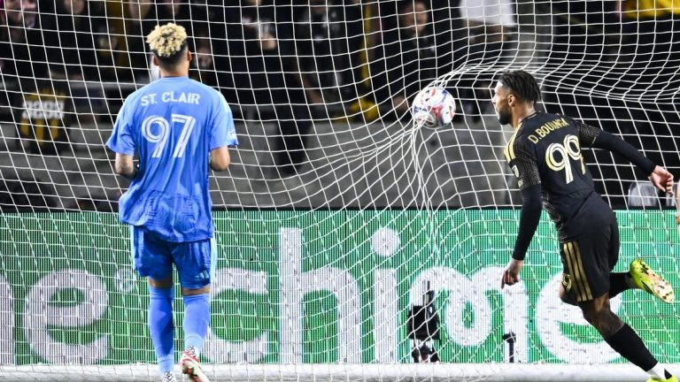 Sharp-looking Los Angeles FC take on revamped Dynamo